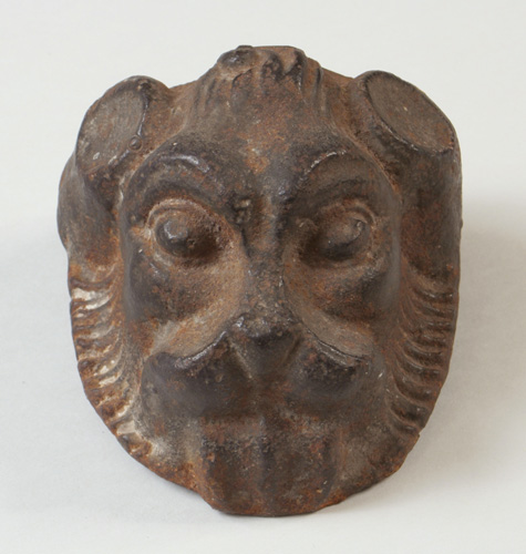 cast iron lion’s head, 1850-1899