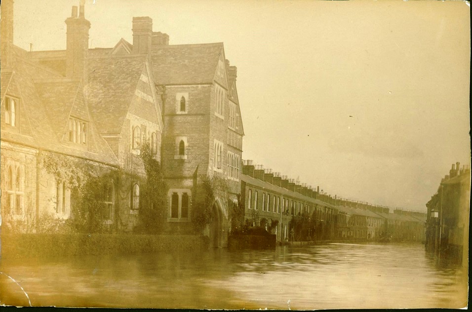 Photograph, St Stephens Misson House during Flooding
